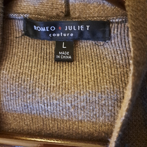 Romeo + Juliet Couture Cardigan - Picture 4 of 4